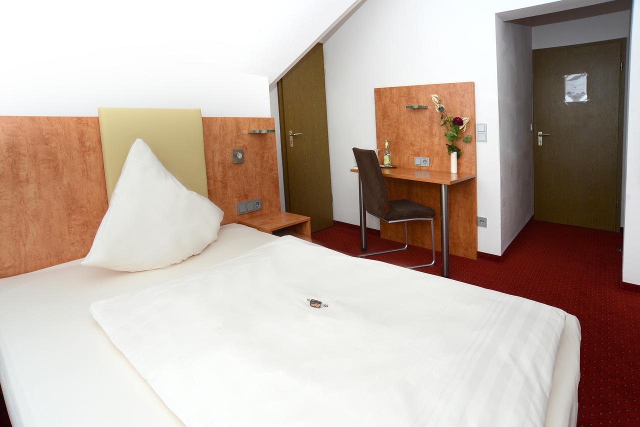 Hotel Jaegerhof Roth  Eksteriør billede